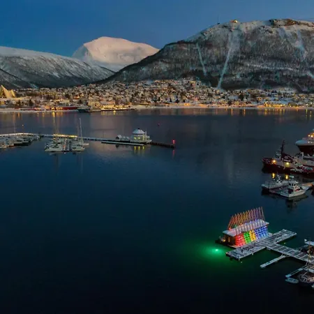 Location In The Center With Free Parking * Tromso