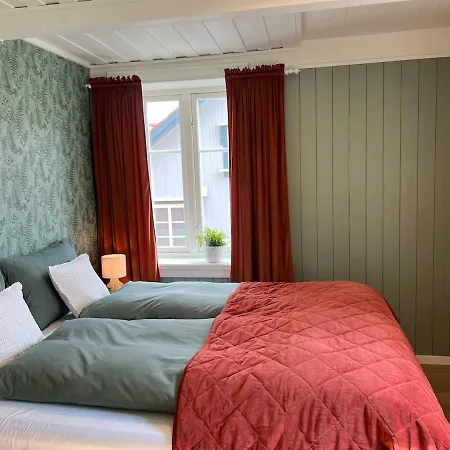 Location In The Center With Free Parking Tromso